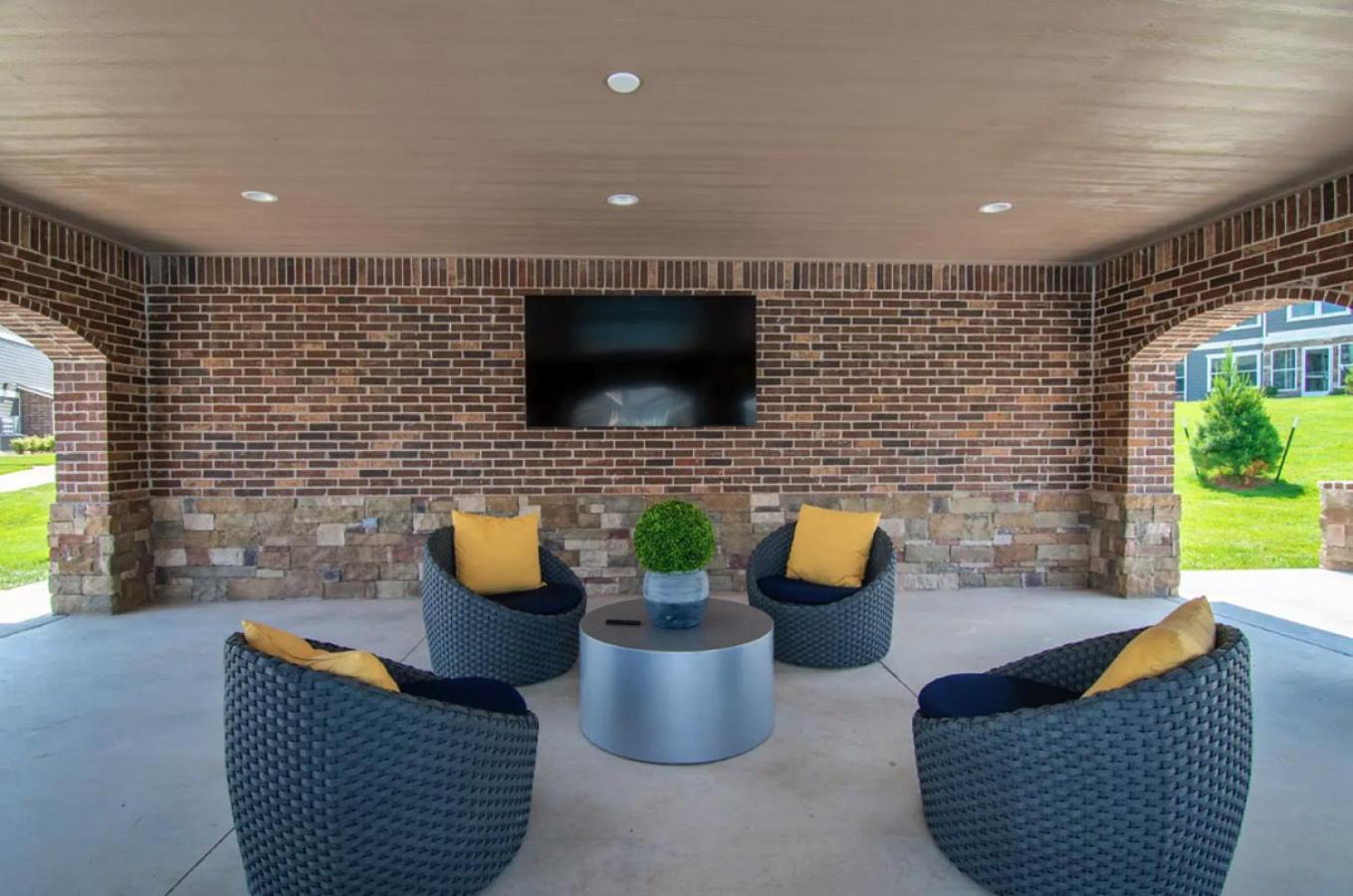 Landing At Center 301 - 2 Bedrooms In Belton Zewnętrze zdjęcie